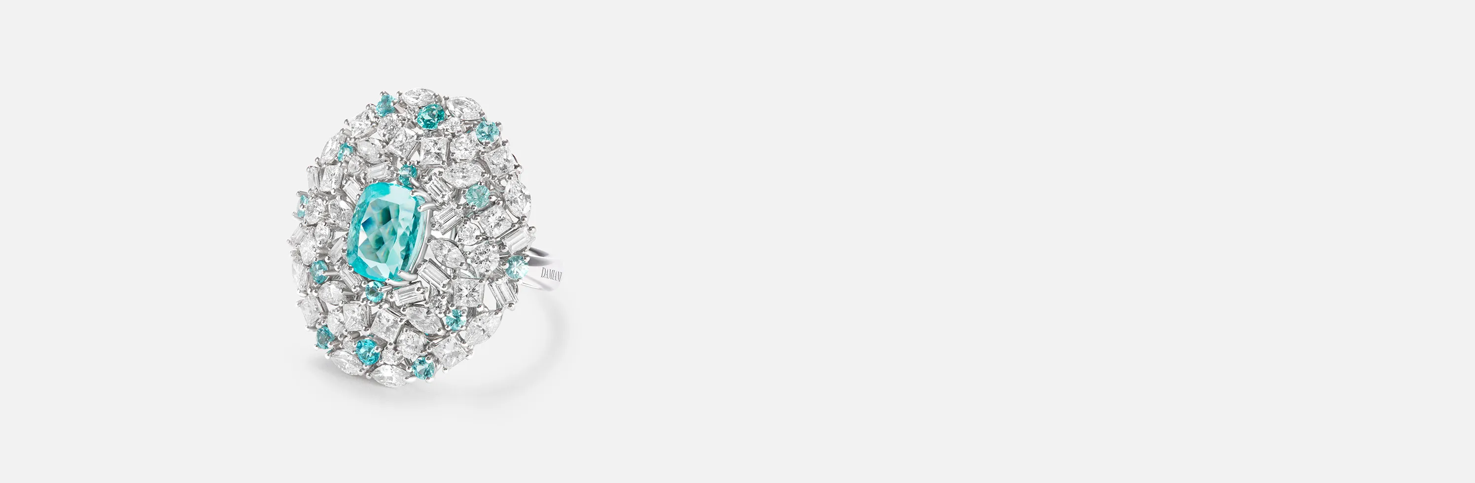 “Ode all’Italia” is a tribute to the Bel Paese—High Jewelry capturing Italy’s essence, from Mediterranean blues to lush hills and timeless cities, expressed through exceptional craftsmanship.
